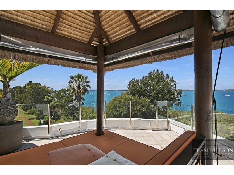 28 The Boulevard, Redland Bay QLD 4165