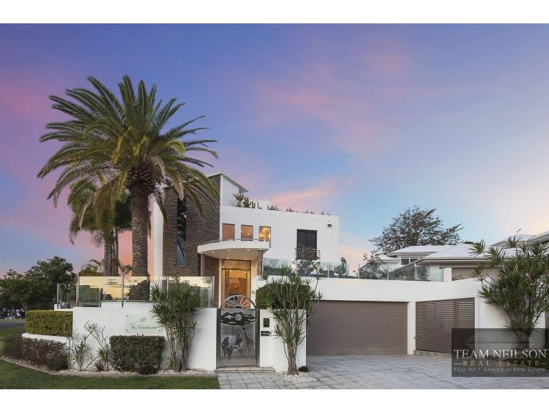 28 The Boulevard, Redland Bay QLD 4165