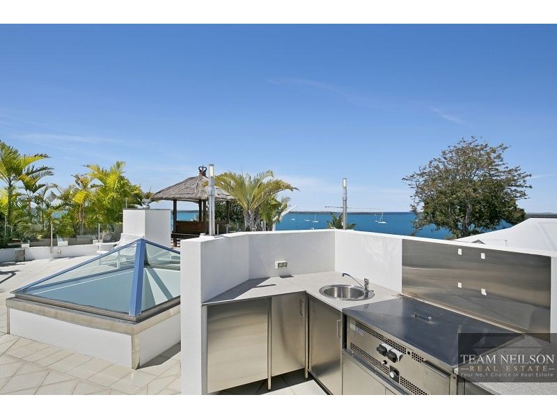 28 The Boulevard, Redland Bay QLD 4165
