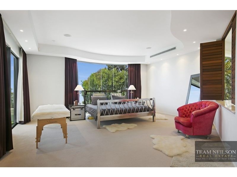 28 The Boulevard, Redland Bay QLD 4165