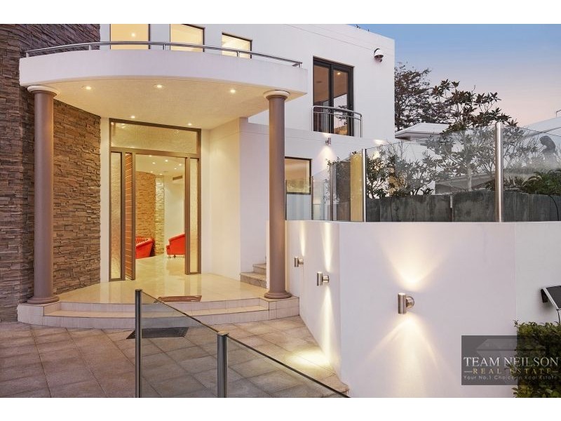 28 The Boulevard, Redland Bay QLD 4165