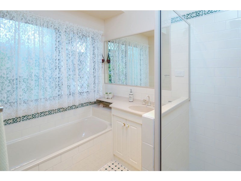 2 BRYANT COURT, Alexandra Hills QLD 4161