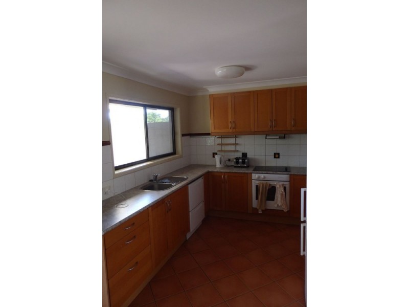 34 Waratah Avenue, Victoria Point QLD 4165