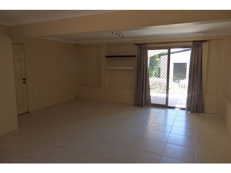 34 Waratah Avenue, Victoria Point QLD 4165