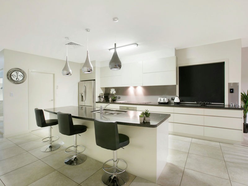 41A Compass Court, Raby Bay QLD 4163