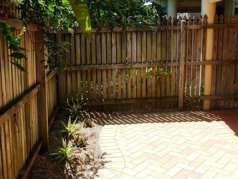 2/39 Colburn Avenue, Victoria Point QLD 4165