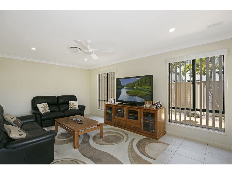 16 South Street, Thornlands QLD 4164