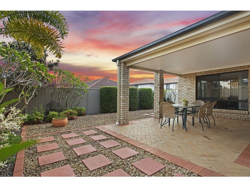 16 South Street, Thornlands QLD 4164