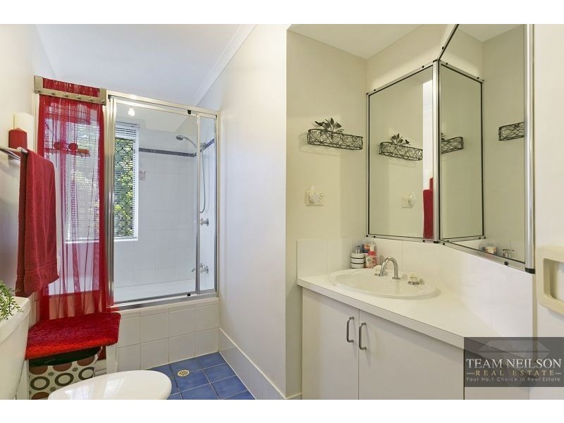 550 Main Road, Wellington Point QLD 4160