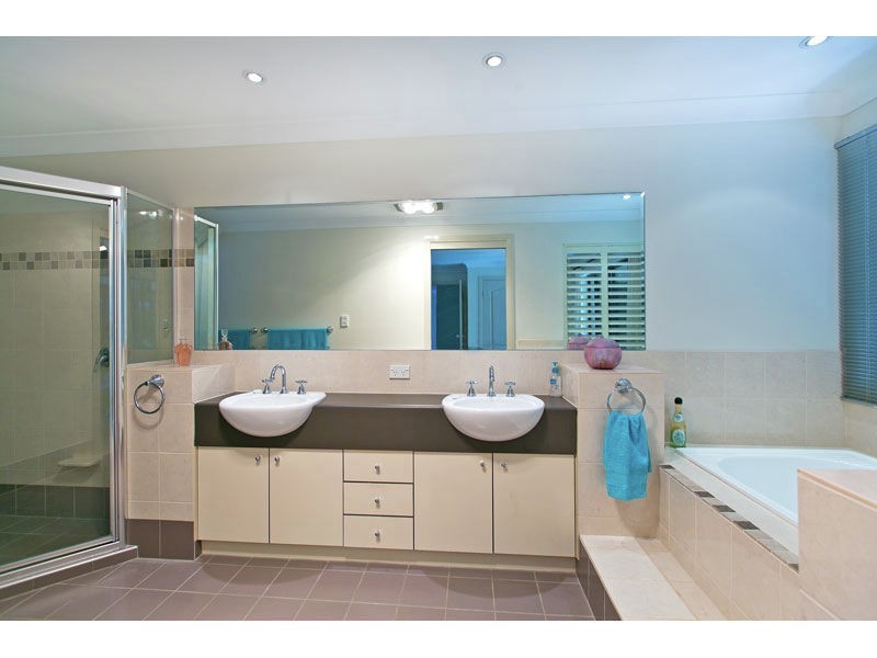 3 Fleay Street, Redland Bay QLD 4165