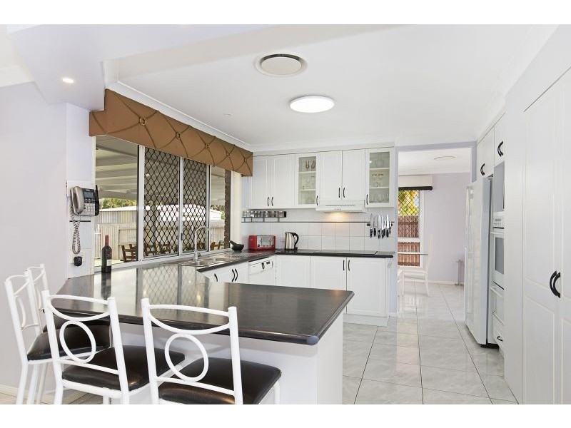 8 Legend Court, Alexandra Hills QLD 4161