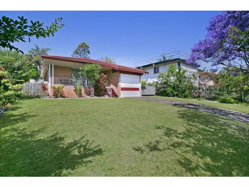 33 Crown Road, Alexandra Hills QLD 4161