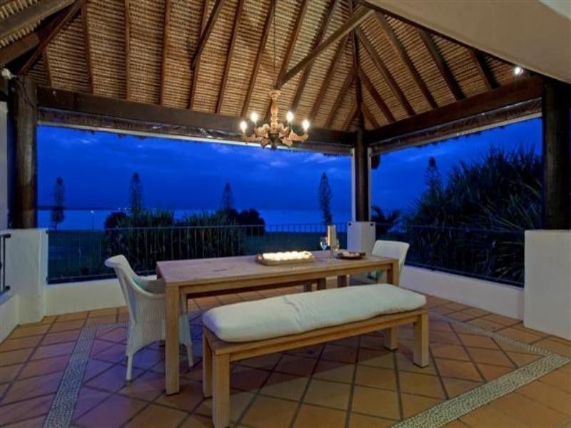 33 Raby Bay Blvd, Raby Bay QLD 4163