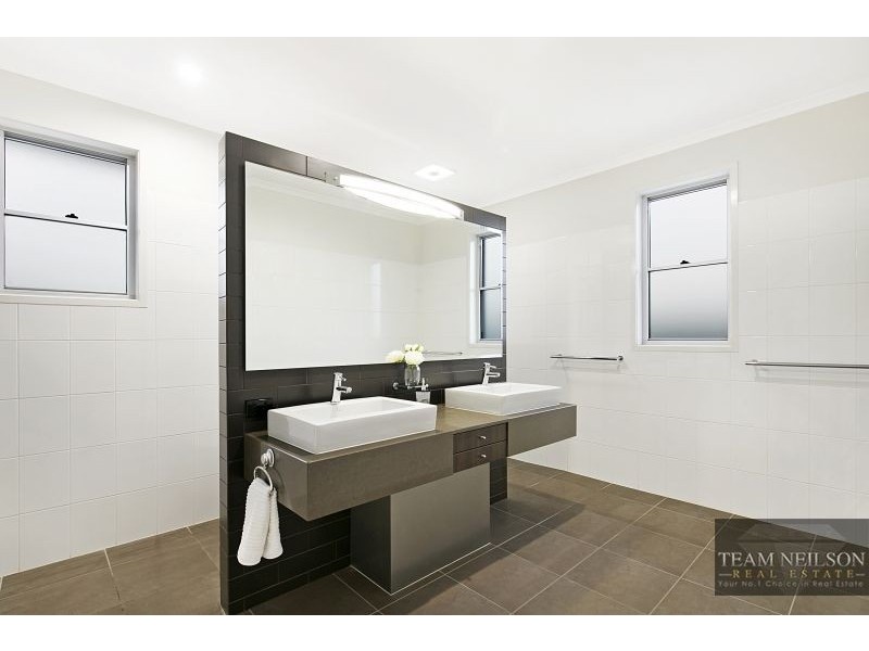 107 Habitat Drive, Redland Bay QLD 4165