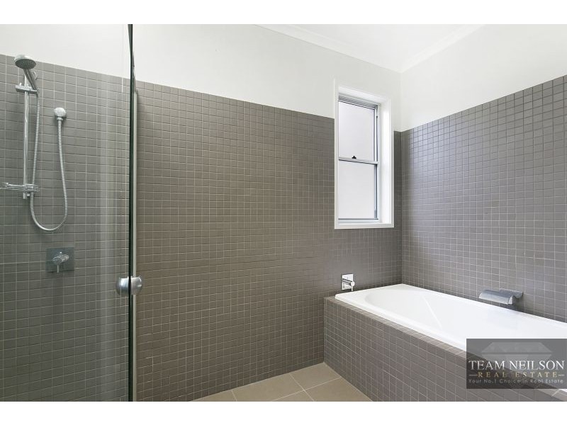 107 Habitat Drive, Redland Bay QLD 4165