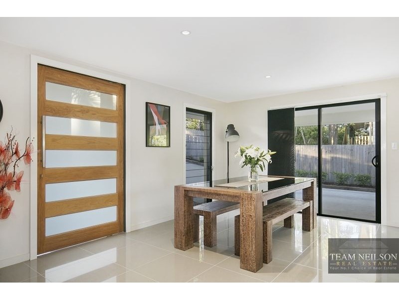 33 Spoonbill Street, Birkdale QLD 4159