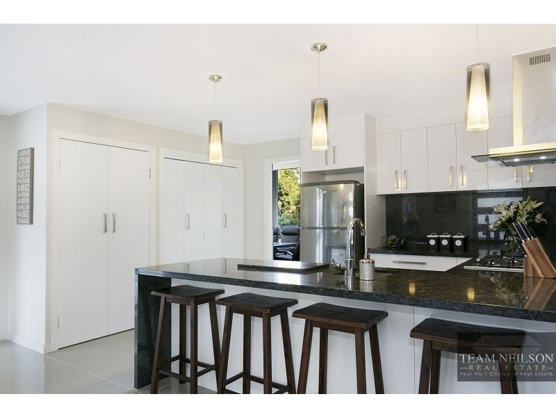 33 Spoonbill Street, Birkdale QLD 4159