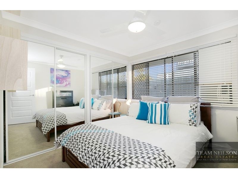 33 Spoonbill Street, Birkdale QLD 4159