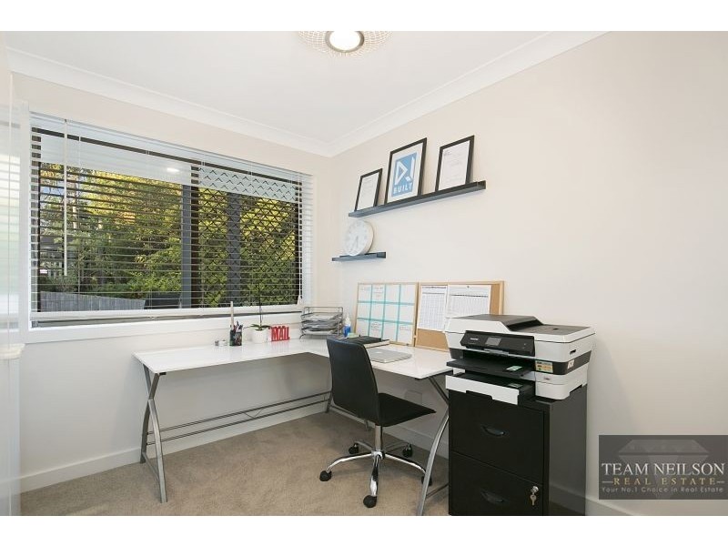 33 Spoonbill Street, Birkdale QLD 4159