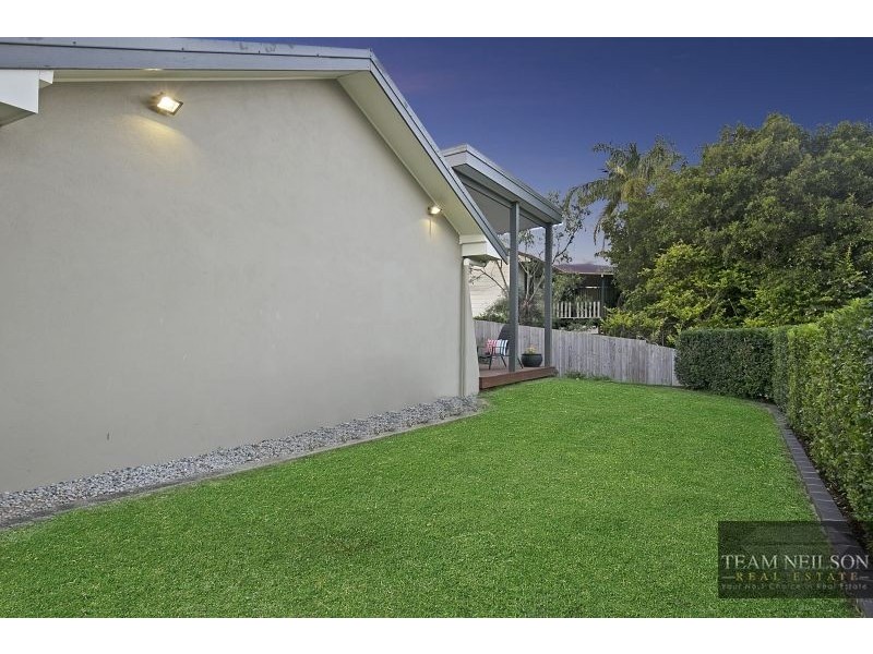 33 Spoonbill Street, Birkdale QLD 4159