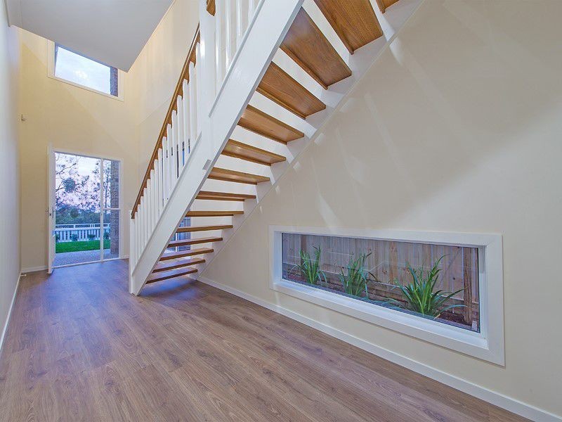 92 Oakland Avenue, Redland Bay QLD 4165