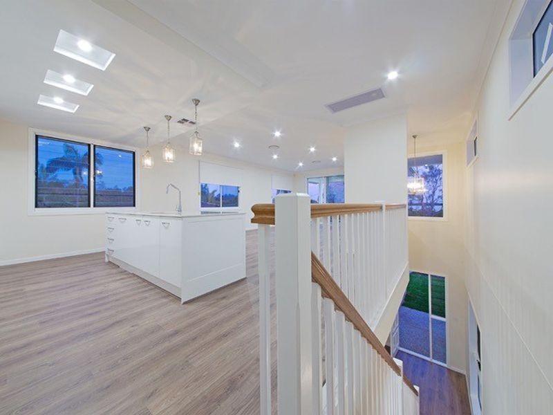 92 Oakland Avenue, Redland Bay QLD 4165