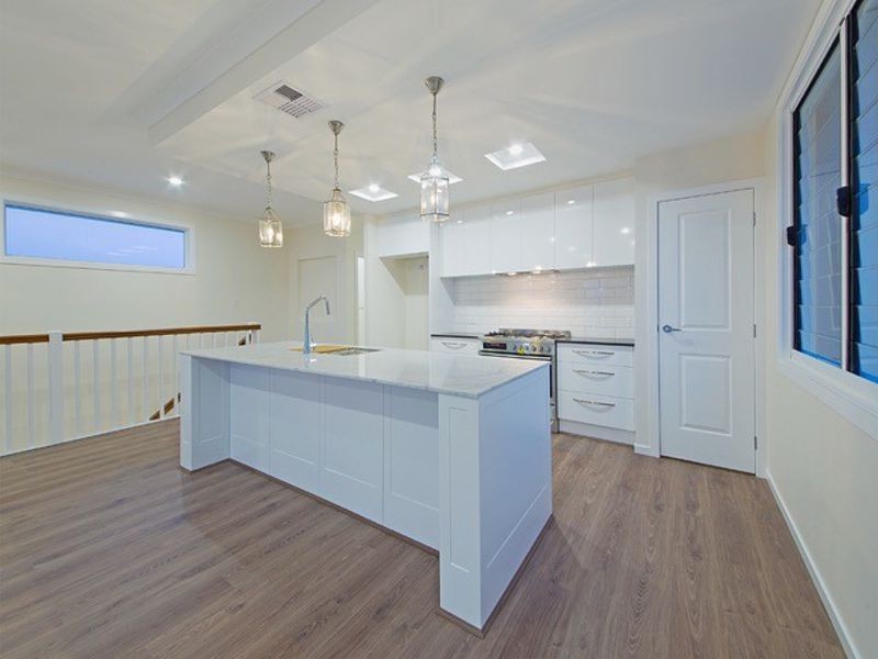 92 Oakland Avenue, Redland Bay QLD 4165