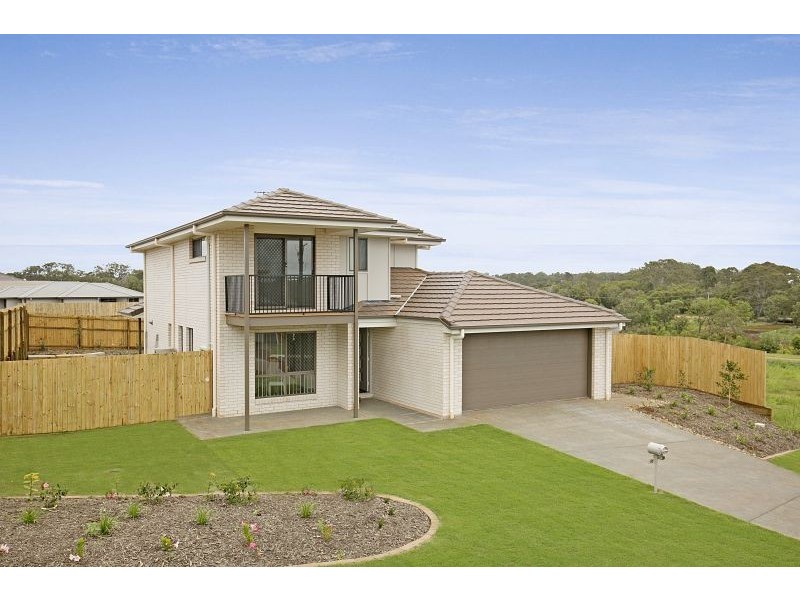 95 Bankswood Drive, Redland Bay QLD 4165