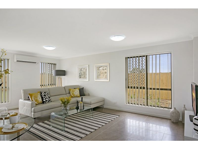 95 Bankswood Drive, Redland Bay QLD 4165