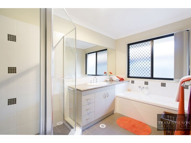 1 Jenmar Court, Thornlands QLD 4164