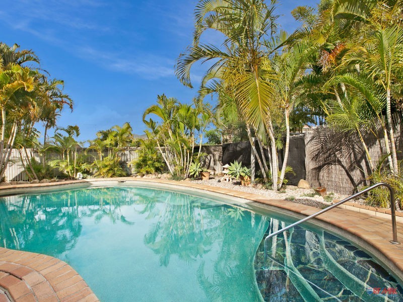 14 Pin Oak Crescent, Victoria Point QLD 4165