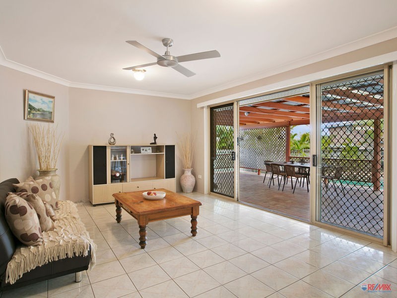 14 Pin Oak Crescent, Victoria Point QLD 4165