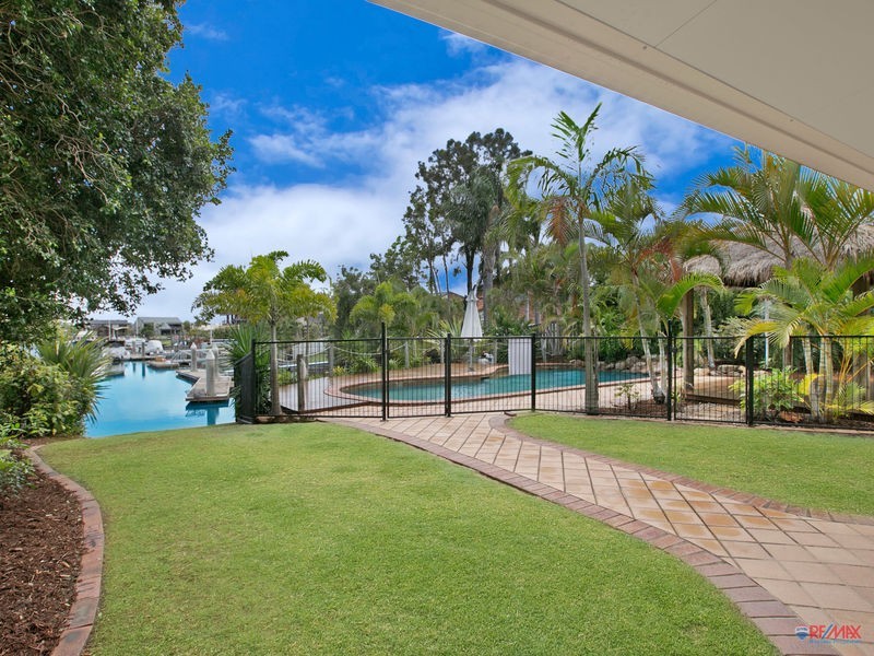 22 Compass Court, Raby Bay QLD 4163