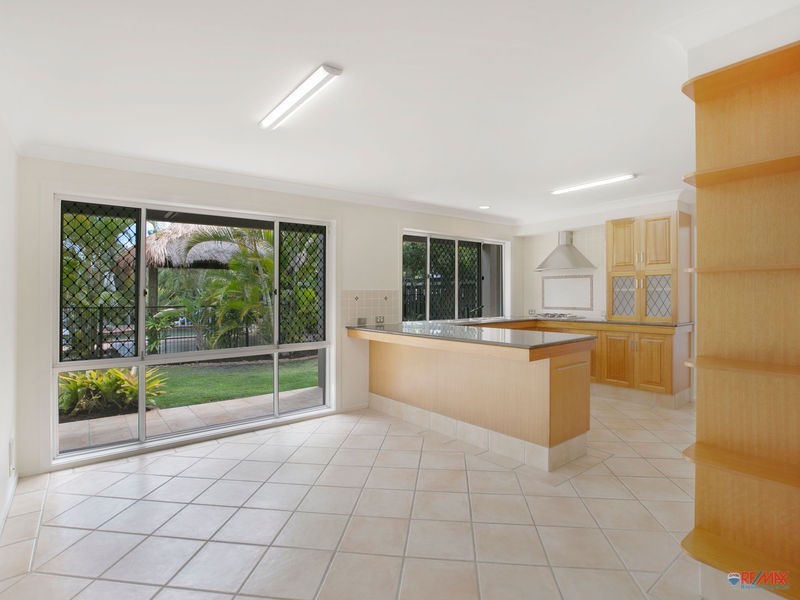22 Compass Court, Raby Bay QLD 4163
