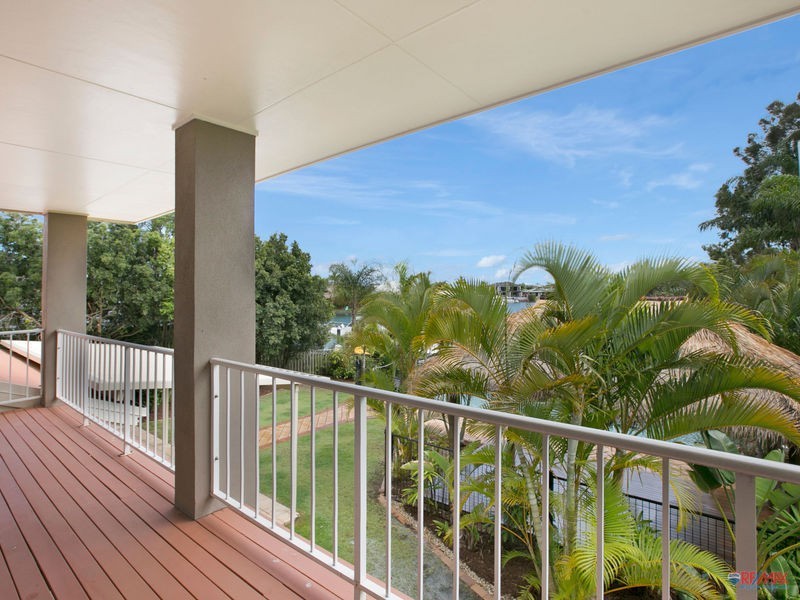 22 Compass Court, Raby Bay QLD 4163