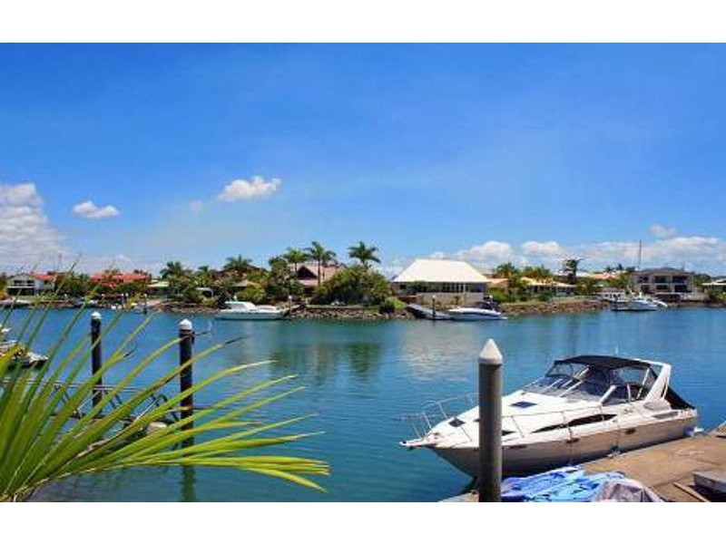 22 Compass Court, Raby Bay QLD 4163