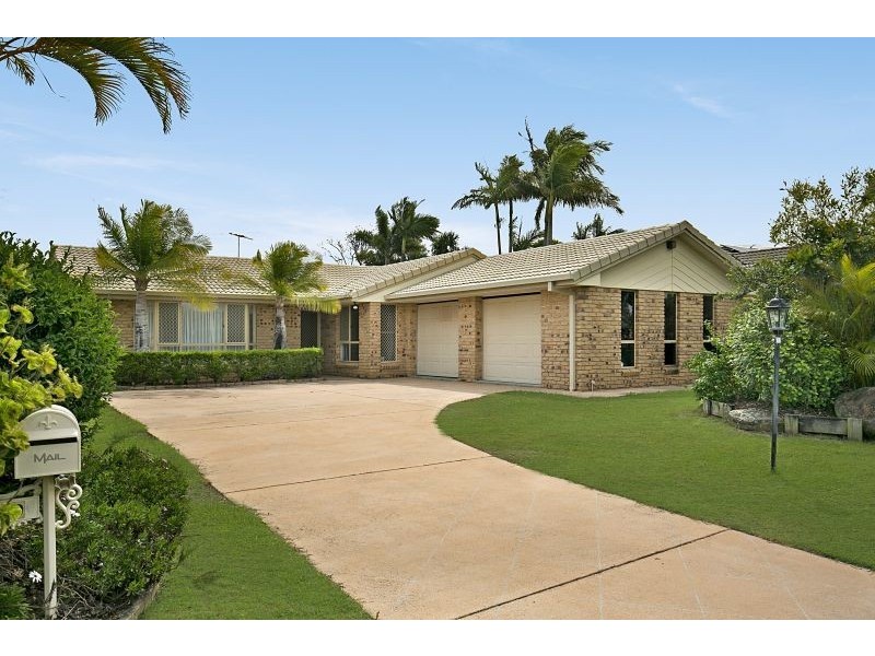 19 Adrian Street, Victoria Point QLD 4165