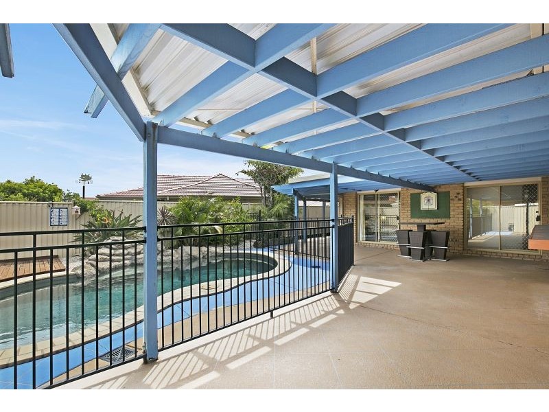 19 Adrian Street, Victoria Point QLD 4165