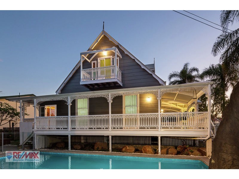 97 Birkdale Rd, Birkdale QLD 4159
