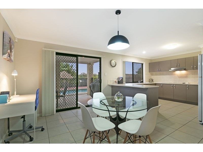 66 Ebony Crescent, Redland Bay QLD 4165