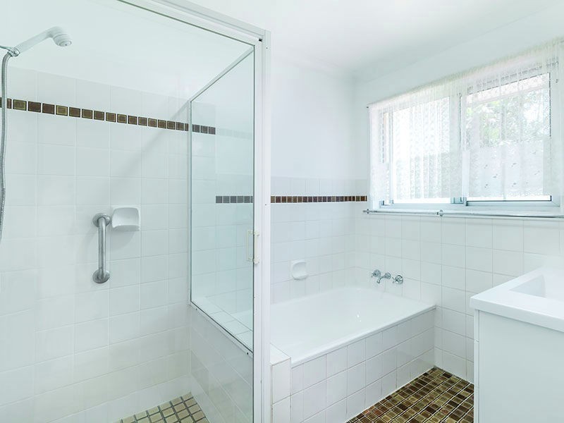18 Devonshire Dr, Alexandra Hills QLD 4161