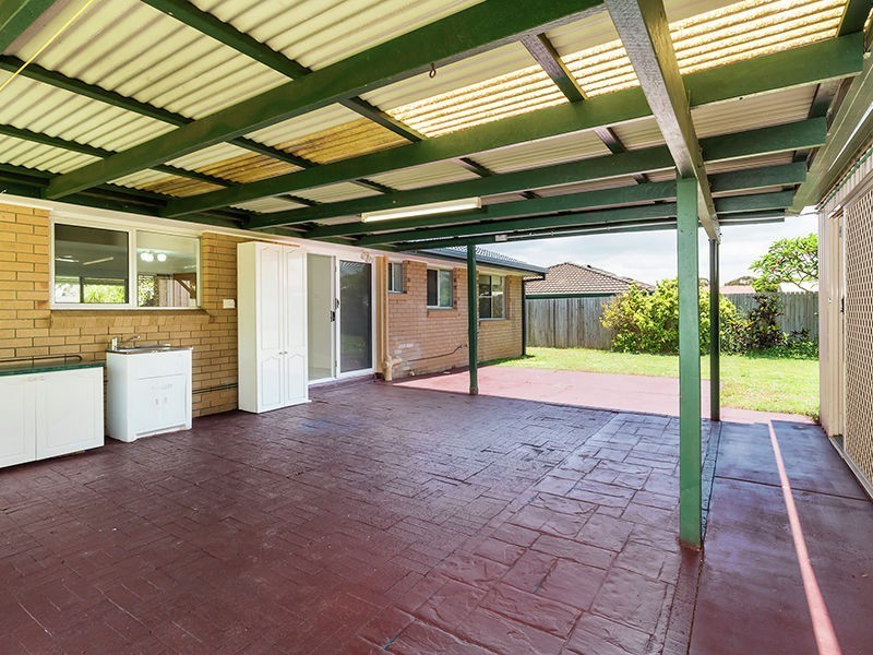 18 Devonshire Dr, Alexandra Hills QLD 4161
