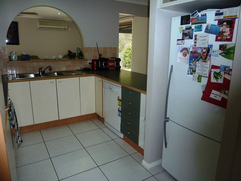 13 Niblick Way, Redland Bay QLD 4165