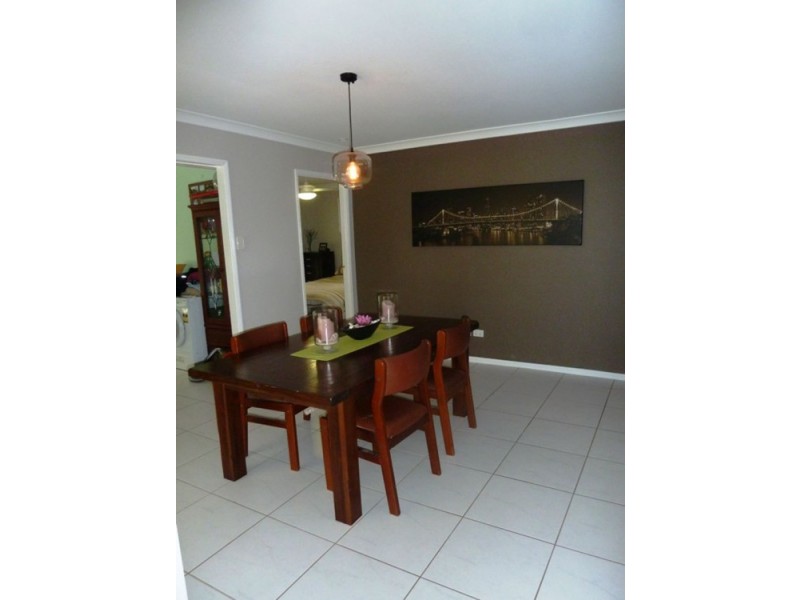 13 Niblick Way, Redland Bay QLD 4165