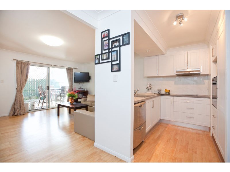 UNIT 90 14 KENSINGTON PLACE, Birkdale QLD 4159