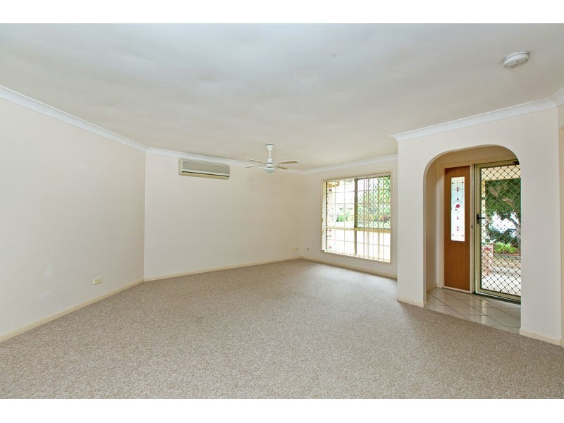 37 Pinelands Circuit, Redland Bay QLD 4165