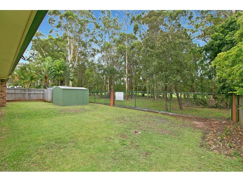 37 Pinelands Circuit, Redland Bay QLD 4165