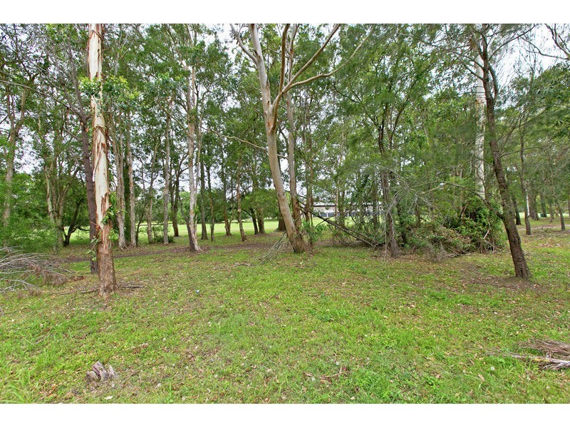 37 Pinelands Circuit, Redland Bay QLD 4165