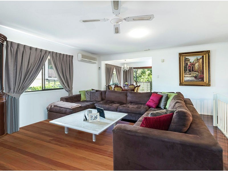 38 Elmhurst st, Capalaba QLD 4157
