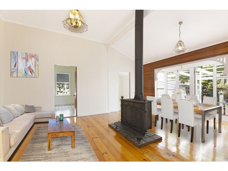 162 Shore Street, Cleveland QLD 4163